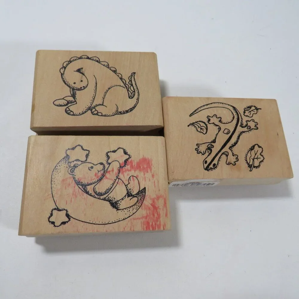 Rubber Stamps Wood Mounted (Dinosaur, Lizard & Teddy Bear on the Moon)